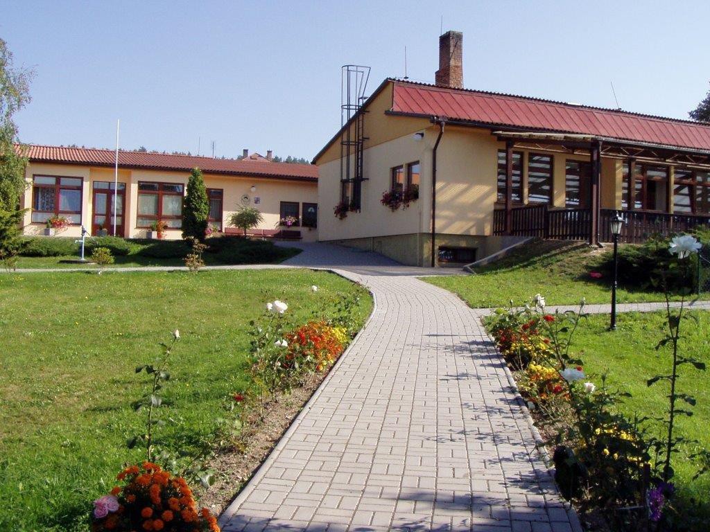Budova Dětského terapeutického centra Trnová